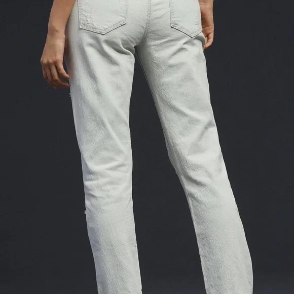 NWT Anthropologie, Pilcro mid rise boyfriend distressed jeans - Picture 3 of 9